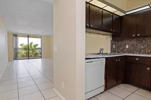 112 Lake Emerald Dr, Oakland Park, FL 33309 - Photo 2