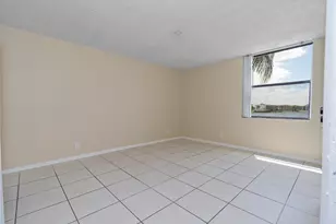112 Lake Emerald Dr, Oakland Park, FL 33309 - Photo 12
