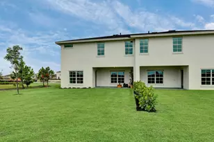 18985 Wood Stork Wy, The Acreage, FL 33470 - Photo 22