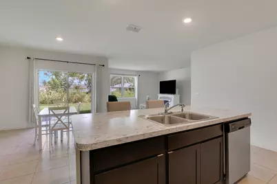 643 NW Riverside Drive, Port Saint Lucie, FL 34983 - Photo 16