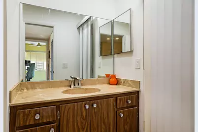76 Capri B, Delray Beach, FL 33484 - Photo 16