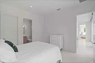 221 Shore Ct, Lauderdale by the Sea, FL 33308 - Photo 22