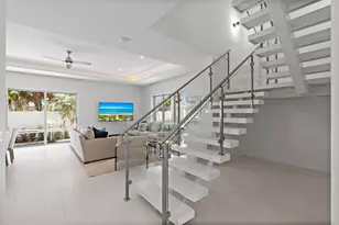 221 Shore Ct, Lauderdale by the Sea, FL 33308 - Photo 10