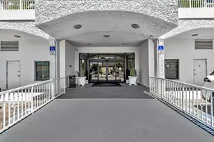 3015 N Ocean Blvd, Fort Lauderdale, FL 33308 - Photo 2