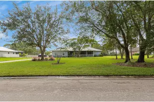 10611 Pine Needle Dr, Fort Pierce, FL 34945 - Photo 4