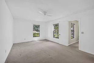350 Prestwick Cir, Palm Beach Gardens, FL 33418 - Photo 26