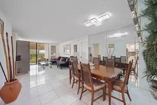 1200 St Charles Pl, Pembroke Pines, FL 33026 - Photo 2