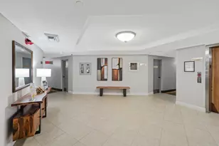 1200 St Charles Pl, Pembroke Pines, FL 33026 - Photo 24