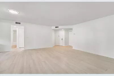 3359 Lucerne Park Drive, Greenacres, FL 33467 - Photo 10