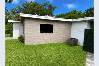 4919 SW 28th Avenue, Fort Lauderdale, FL 33312 - Photo 2