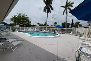 13 Havenwood Dr, Pompano Beach, FL 33064 - Photo 24