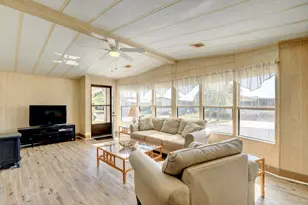 705 Hyacinth Cir, Barefoot Bay, FL 32976 - Photo 4