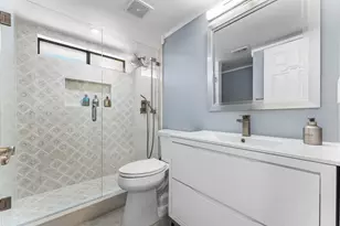 559 NW 38th Terrace, Deerfield Beach, FL 33442 - Photo 18