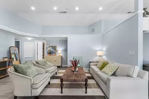 559 NW 38th Terrace, Deerfield Beach, FL 33442 - Photo 6