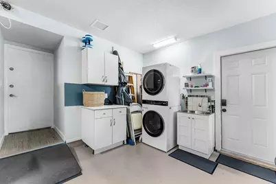559 NW 38th Terrace, Deerfield Beach, FL 33442 - Photo 22