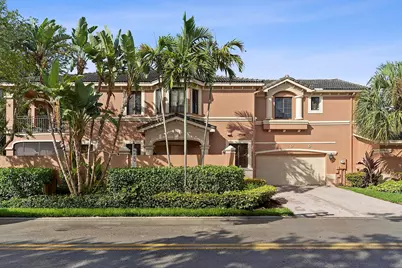2742 Kinsington Circle, Weston, FL 33332 - Photo 2