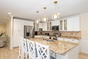 2918 SE Fairway W, Stuart, FL 34997 - Photo 6