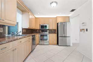 6085 Stanley Ln, Delray Beach, FL 33484 - Photo 10