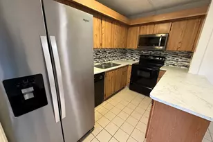 1640 Forest Lakes Cir, West Palm Beach, FL 33406 - Photo 4