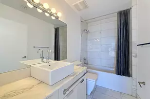 444 NE 30th Street NE, Miami, FL 33137 - Photo 10