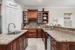 3446 Princeton Dr, Wellington, FL 33414 - Photo 8