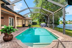 3446 Princeton Dr, Wellington, FL 33414 - Photo 32