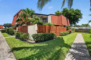 3659 Victoria Dr, West Palm Beach, FL 33406 - Photo 2