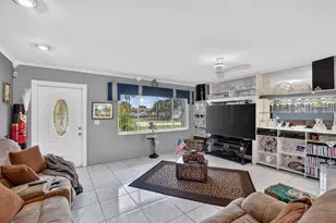 11078 Delta Cir, Boca Raton, FL 33428 - Photo 4