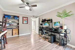 711 Forest Club Dr, Wellington, FL 33414 - Photo 16