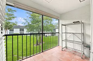 711 Forest Club Dr, Wellington, FL 33414 - Photo 16