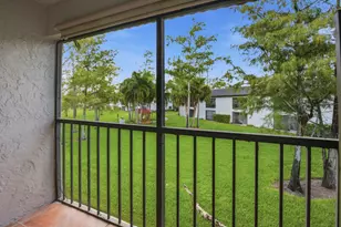 711 Forest Club Dr, Wellington, FL 33414 - Photo 20