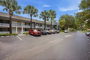711 Forest Club Dr, Wellington, FL 33414 - Photo 34