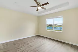 8292 NW Greenbank Cir, Port Saint Lucie, FL 34987 - Photo 16