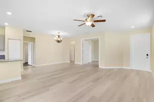 8292 NW Greenbank Cir, Port Saint Lucie, FL 34987 - Photo 4