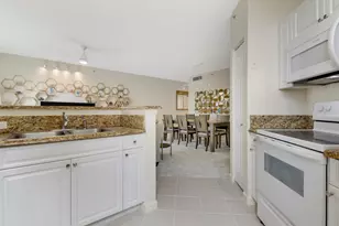 630 S Sapodilla Ave S, West Palm Beach, FL 33401 - Photo 4