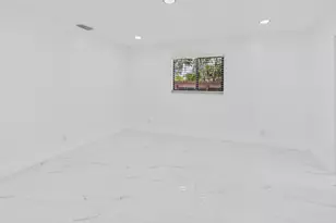 520 NW 43rd Ave, Plantation, FL 33317 - Photo 14