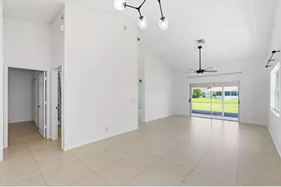 6616 Marissa Circle, Lake Worth, FL 33467 - Photo 8