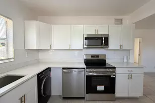 1010 Grant St, West Palm Beach, FL 33407 - Photo 8