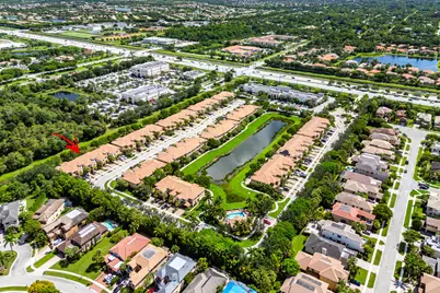 10306 Wellington Parc Drive, Wellington, FL 33449 - Photo 32