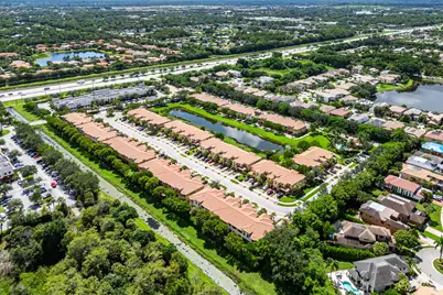 10306 Wellington Parc Drive, Wellington, FL 33449 - Photo 30