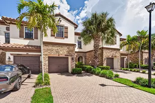 10306 Wellington Parc Dr, Wellington, FL 33449 - Photo 1