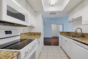 400 Crestwood Ct N, Royal Palm Beach, FL 33411 - Photo 1