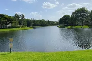 400 Crestwood Ct N, Royal Palm Beach, FL 33411 - Photo 38