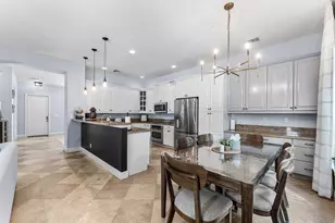 115 Via Poinciana Ln, Boca Raton, FL 33487 - Photo 10