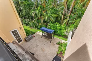 115 Via Poinciana Ln, Boca Raton, FL 33487 - Photo 38