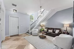 115 Via Poinciana Ln, Boca Raton, FL 33487 - Photo 2