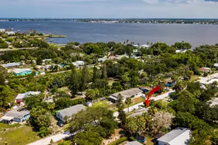 1076 NE Banyan Tree Dr, Jensen Beach, FL 34957 - Photo 24