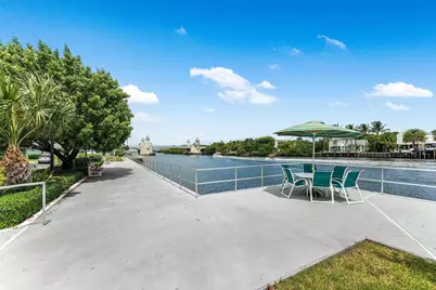 150 Horizon Street E, Boynton Beach, FL 33435 - Photo 1