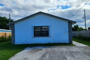 1565 W 36th St, West Palm Beach, FL 33404 - Photo 4