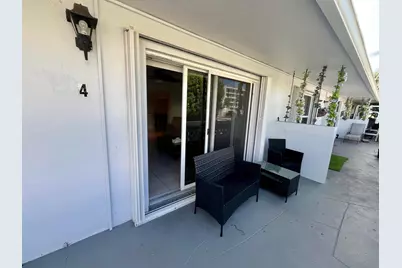 209 SE 6th Street #4, Boynton Beach, FL 33435 - Photo 2